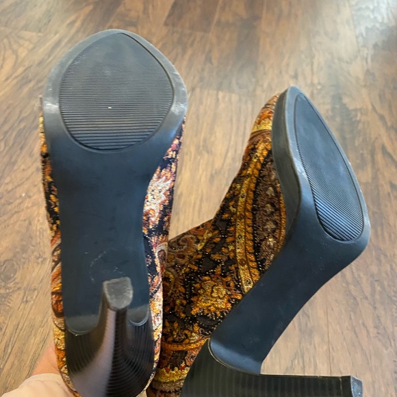 Diba Brown Floral Tapestry Ankle Boots Booties Size 7.5 - Picture 4 of 5